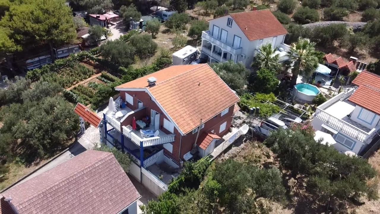 J&D Apartment Dobropoljana Exterior photo